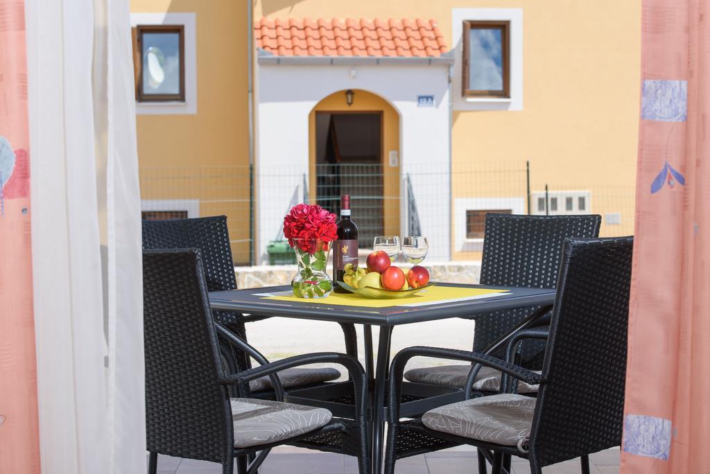 Apartments Patricia Trogir Exterior foto