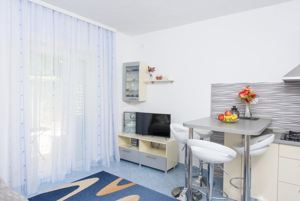 Apartments Patricia Trogir Exterior foto